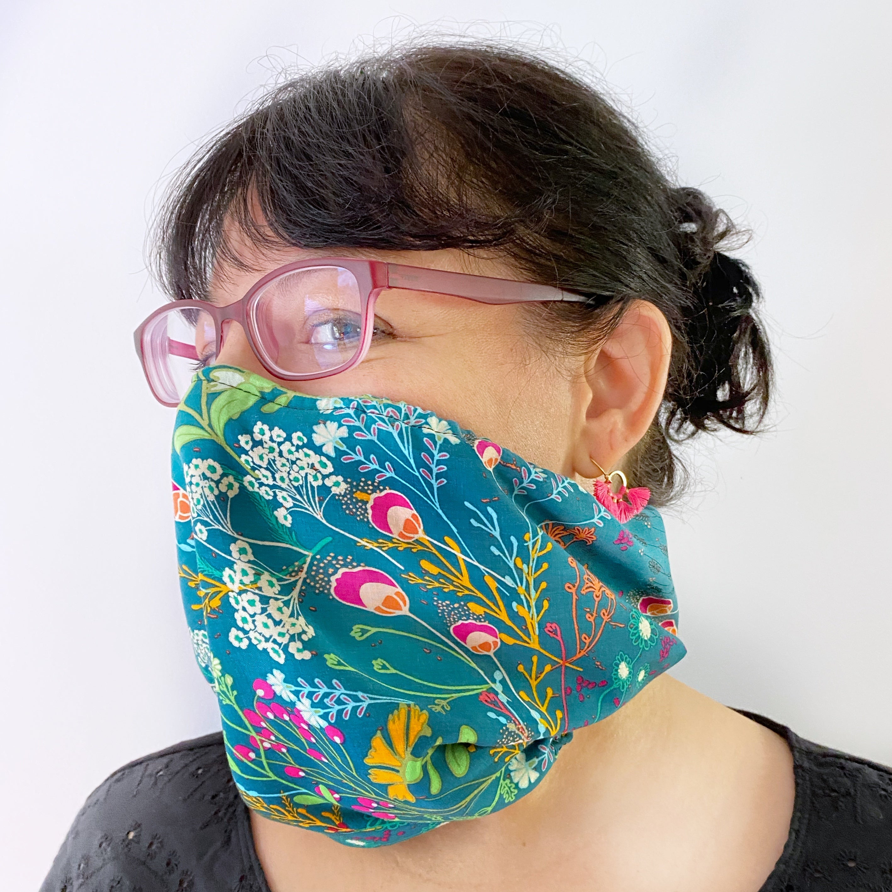 Thea Mask Thea Emerald - Speakeasy Travelette With Hidden Stash Pocket ...