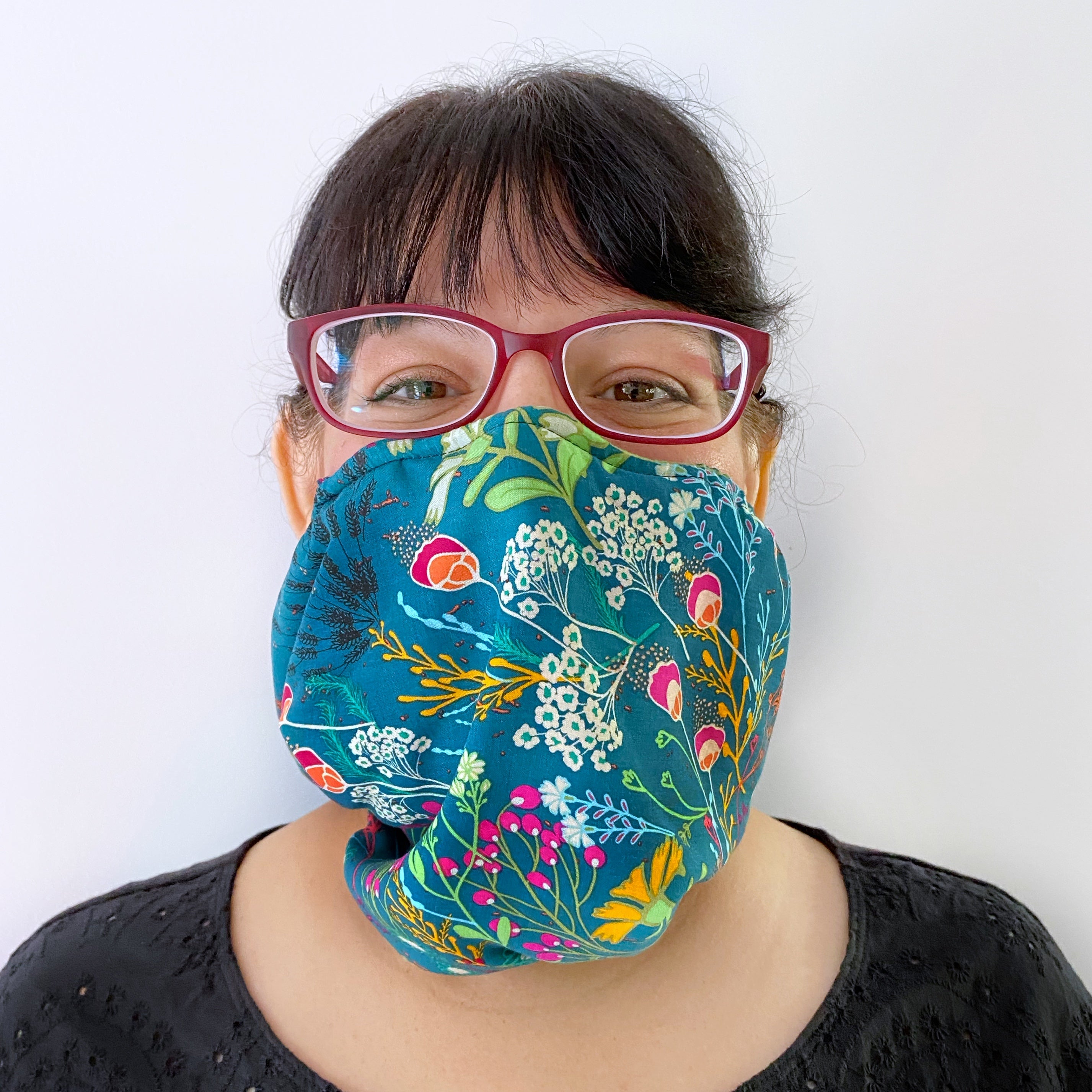 Thea Mask Thea Emerald - Speakeasy Travelette With Hidden Stash Pocket ...