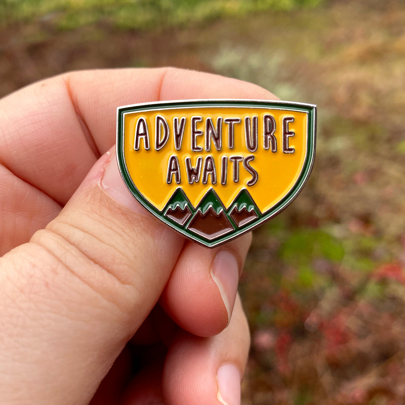 Traveller Enamel Pins Map Globe Passport Brooch Lapel Pin Shirt Bag Traveller Enamel Pins Map Globe Passport Brooch Lapel Pin Shirt Bag